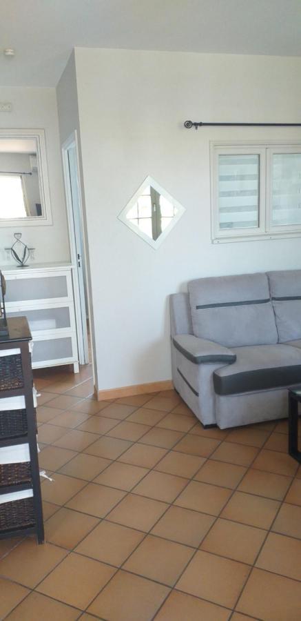 Sur Le Quai De Port Frejus Appartement Buitenkant foto